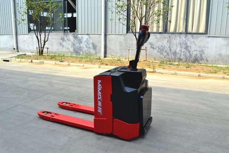 湖南荣洲机械设备有限公司,移动式升降平台价格,湖南升降货梯,塑料托盘批发,固定式升降平台,曲臂式升降平台,汽车尾板,全电动叉车 湖南荣洲机械设备有限公司,移动式升降平台价格,湖南升降货梯,塑料托盘批发,固定式升降平台,曲臂式升降平台,汽车尾板,全电动叉车