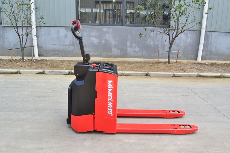 湖南荣洲机械设备有限公司,移动式升降平台价格,湖南升降货梯,塑料托盘批发,固定式升降平台,曲臂式升降平台,汽车尾板,全电动叉车 湖南荣洲机械设备有限公司,移动式升降平台价格,湖南升降货梯,塑料托盘批发,固定式升降平台,曲臂式升降平台,汽车尾板,全电动叉车